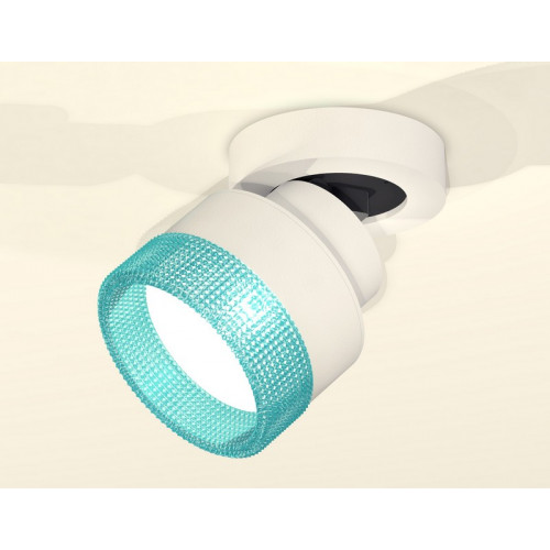 Комплект накладного поворотного светильника с композитным хрусталем Ambrella Light XM8101043 Комплект накладного поворотного светильника с композитным хрусталем Ambrella Light XM8101043
