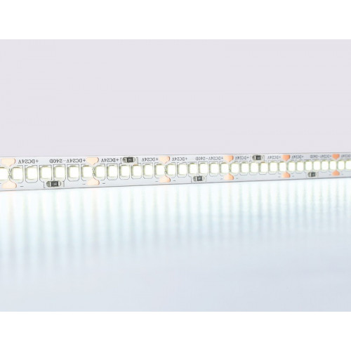 Светодиодная лента Ambrella Light GS3303 2835 240Led /18W m/ 24V IP20 6500K 5m Ambrella Light GS3303 Светодиодная лента Ambrella Light GS3303 2835 240Led /18W m/ 24V IP20 6500K 5m Ambrella Light GS3303