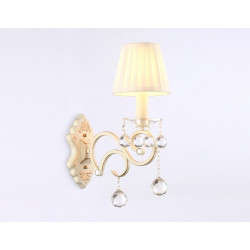 Настенный светильник с абажуром и хрусталем Ambrella Light TR4562