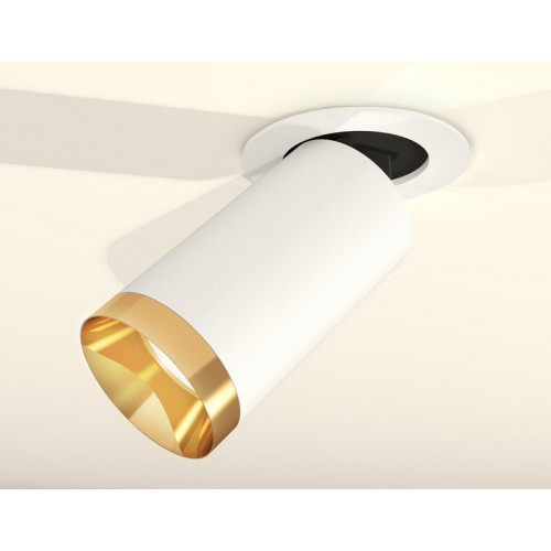 Комплект встраиваемого поворотного светильника Ambrella Light XM6322204 Комплект встраиваемого поворотного светильника Ambrella Light XM6322204