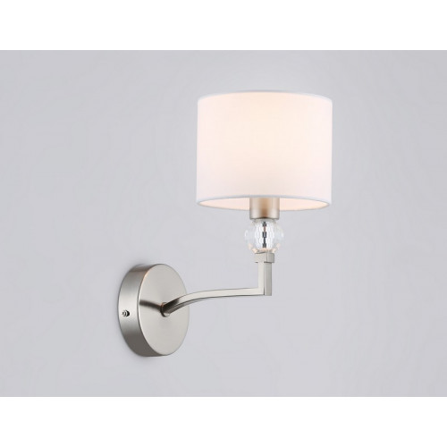 Настенный светильник с абажуром и хрусталем Ambrella Light LH71125 Настенный светильник с абажуром и хрусталем Ambrella Light LH71125