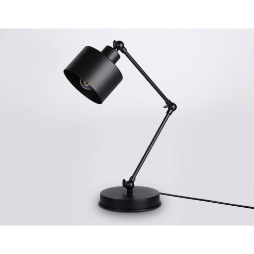 Настольная лампа в стиле лофт Ambrella Light TR8153