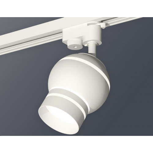 Комплект трекового однофазного светильника с подсветкой Ambrella Light XT1101050 Комплект трекового однофазного светильника с подсветкой Ambrella Light XT1101050