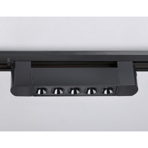 Трековый однофазный светодиодный светильник Ambrella Light GL6703