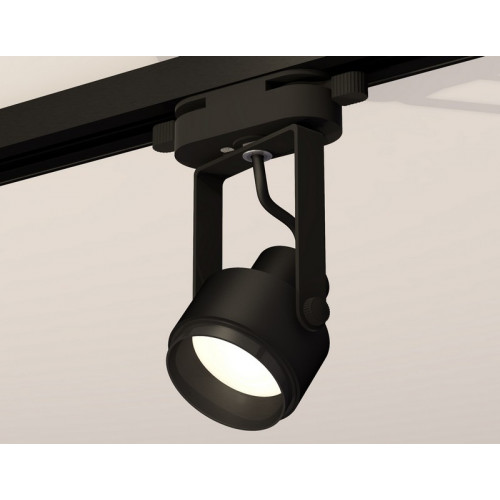 Комплект трекового однофазного светильника Ambrella Light XT6602020
