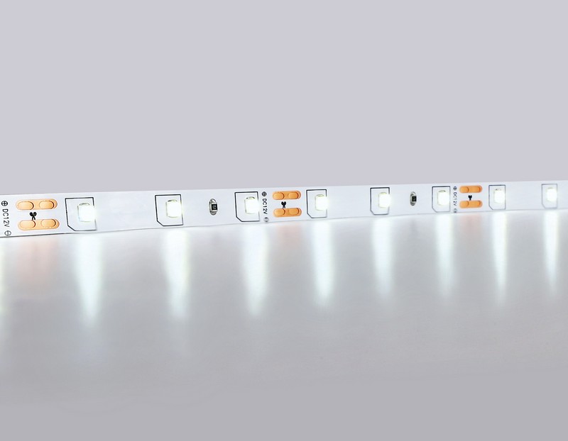 Светодиодная лента Ambrella Light GS1003 2835 60Led /4.8W m/ 12V IP20 6500K 5m/ кратность резки 50mm Ambrella Light GS1003 Светодиодная лента Ambrella Light GS1003 2835 60Led /4.8W m/ 12V IP20 6500K 5m/ кратность резки 50mm Ambrella Light GS1003