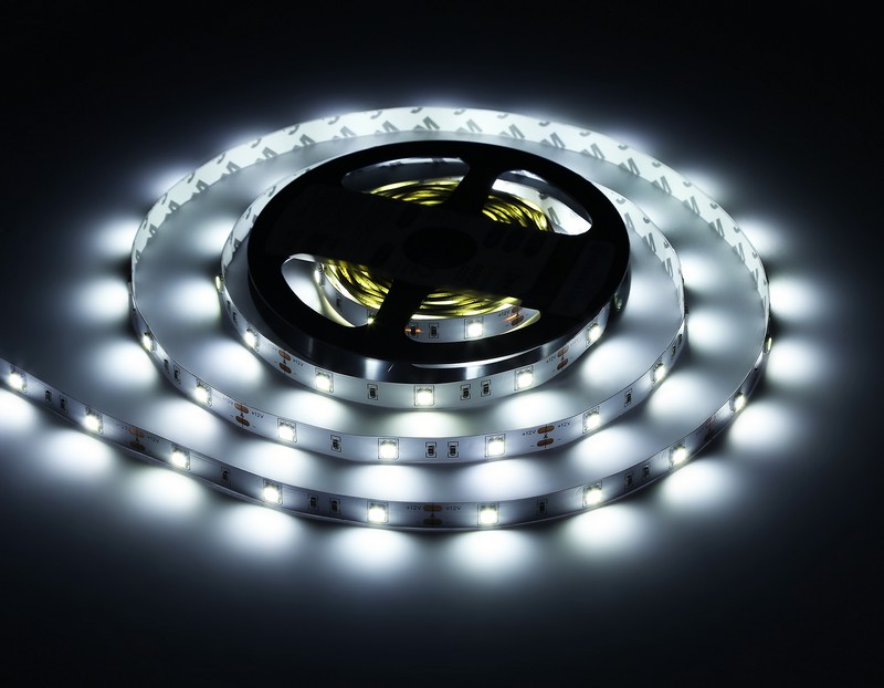 Светодиодная лента Ambrella Light GS1803 5050 30Led /7.2W m/ 12V IP20 6500K 5m Ambrella Light GS1803 Светодиодная лента Ambrella Light GS1803 5050 30Led /7.2W m/ 12V IP20 6500K 5m Ambrella Light GS1803