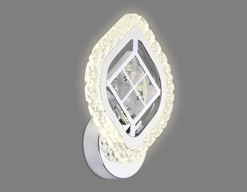 Настенный светодиодный светильник с хрусталем Ambrella Light FA279 Настенный светодиодный светильник с хрусталем Ambrella Light FA279