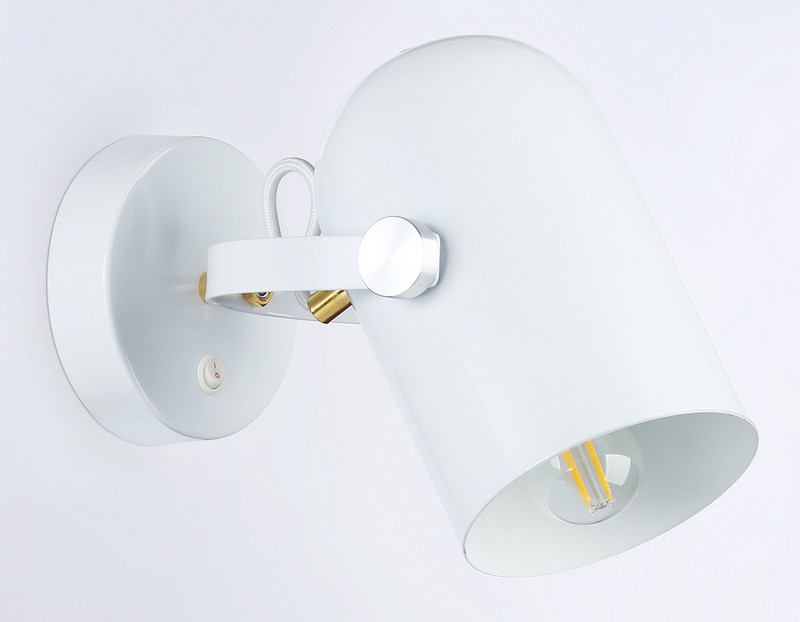 Накладной спот с выключателем в стиле лофт Ambrella Light TR8202 Накладной спот с выключателем в стиле лофт Ambrella Light TR8202