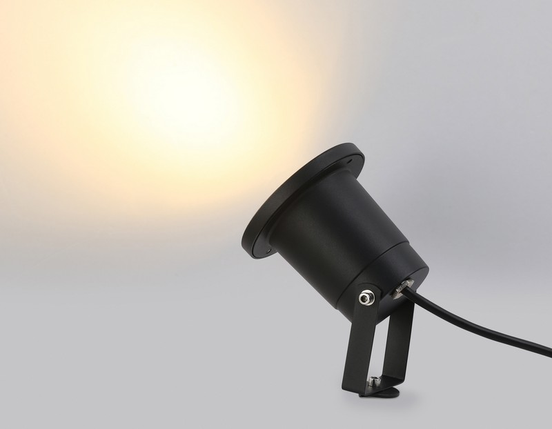 Уличный светильник в грунт Ambrella Light ST6338 Уличный светильник в грунт Ambrella Light ST6338