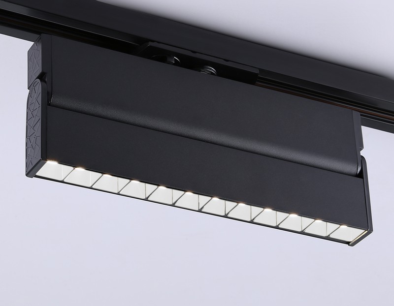 Трековый однофазный светодиодный светильник Ambrella Light GL6819 Трековый однофазный светодиодный светильник Ambrella Light GL6819