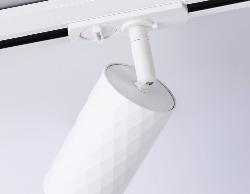Трековый светильник со сменной лампой GU10 Ambrella Light GL5131