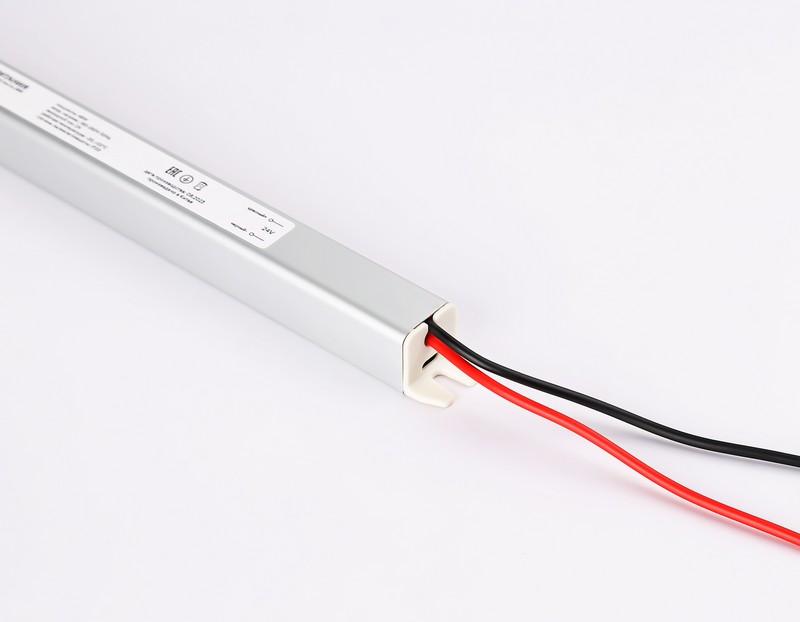 Блок питания ультратонкий для светодиодной ленты 24V 100W 4.2A IP20 185-260V 312*18*18 GS8627 Ambrella Light GS8627