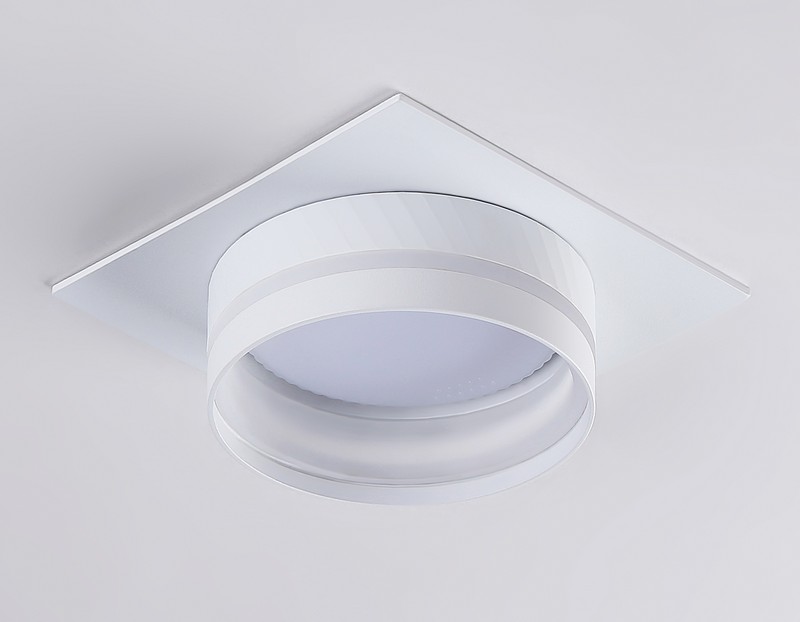 Светильник встраиваемый Ambrella Light TN5221 Светильник встраиваемый Ambrella Light TN5221
