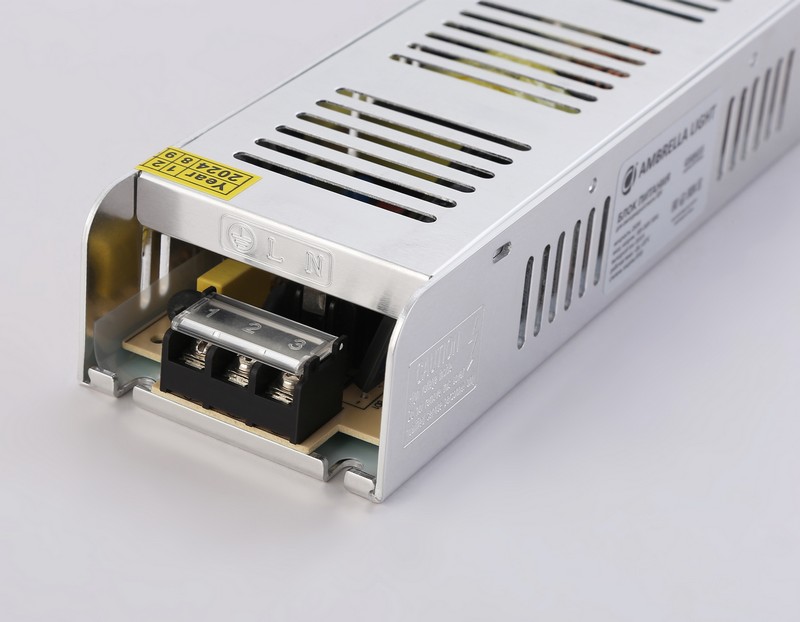 Блок питания с EMC для светодиодной ленты 12V 250W 20,8A IP20 185-260V 223*67*40 GS8655 Ambrella Light GS8655 Блок питания с EMC для светодиодной ленты 12V 250W 20,8A IP20 185-260V 223*67*40 GS8655 Ambrella Light GS8655