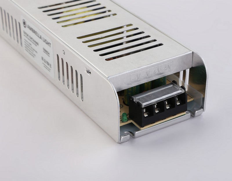Блок питания с EMC для светодиодной ленты 12V 200W 16,7A IP20 185-260V 223*67*40 GS8654 Ambrella Light GS8654 Блок питания с EMC для светодиодной ленты 12V 200W 16,7A IP20 185-260V 223*67*40 GS8654 Ambrella Light GS8654