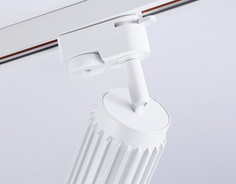 Трековый однофазный светильник со сменной лампой Ambrella Light GL5157 Трековый однофазный светильник со сменной лампой Ambrella Light GL5157