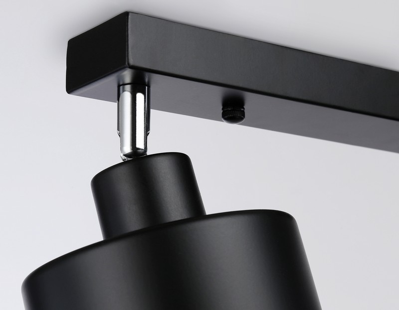 Настенно-потолочный спот в стиле лофт Ambrella Light TR8142