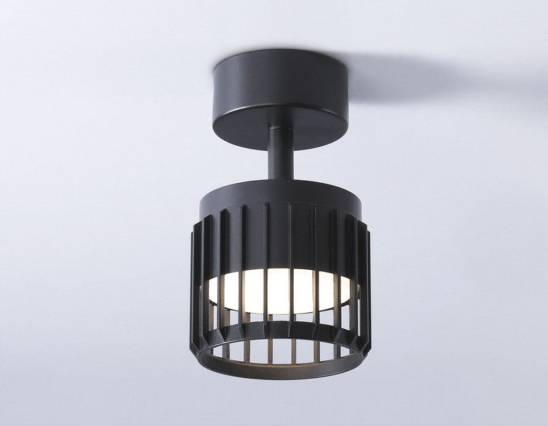 Накладной поворотный спот со сменной лампой GX53 Ambrella Light TN71159