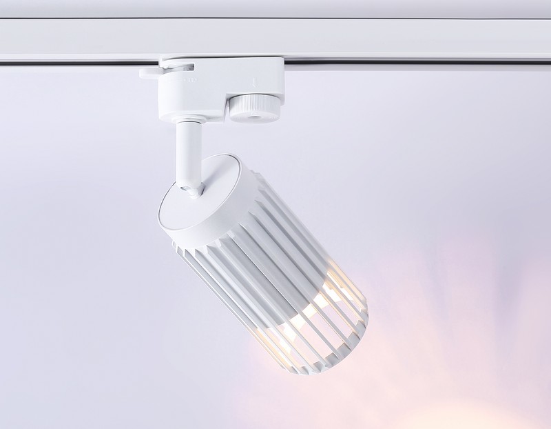 Трековый однофазный светильник со сменной лампой Ambrella Light GL5157 Трековый однофазный светильник со сменной лампой Ambrella Light GL5157