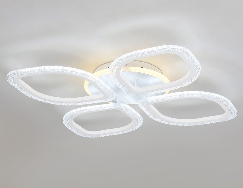 Потолочный светодиодный светильник с пультом Ambrella Light FA4501 Потолочный светодиодный светильник с пультом Ambrella Light FA4501