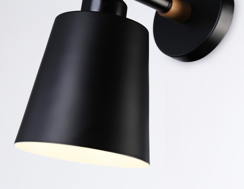 Настенный светильник со сменной лампой Ambrella Light TR82213 Настенный светильник со сменной лампой Ambrella Light TR82213