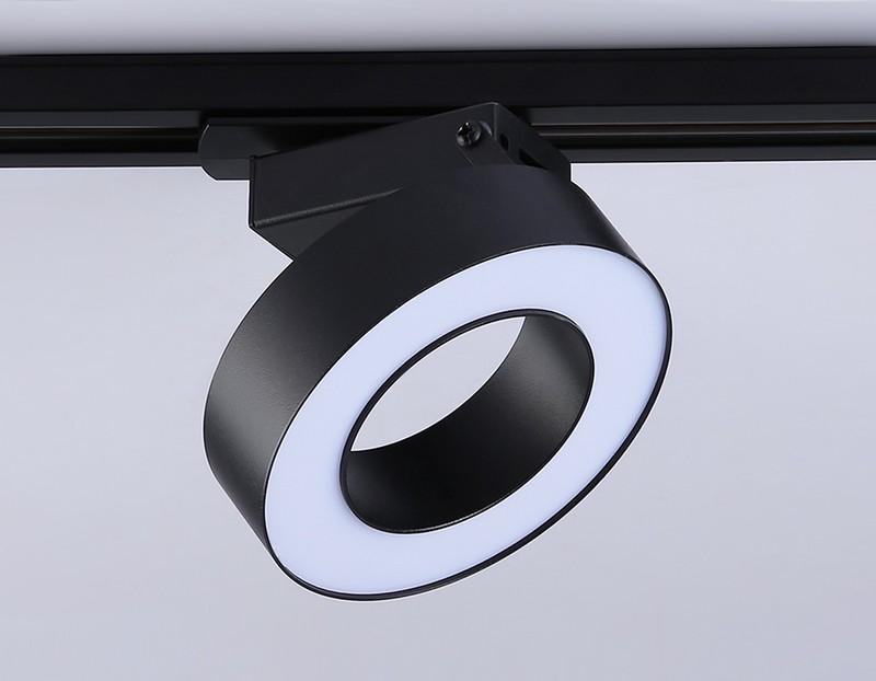 Трековый однофазный светодиодный светильник Ambrella Light GL6868 Трековый однофазный светодиодный светильник Ambrella Light GL6868