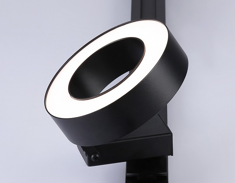Трековый однофазный светодиодный светильник Ambrella Light GL6868 Трековый однофазный светодиодный светильник Ambrella Light GL6868