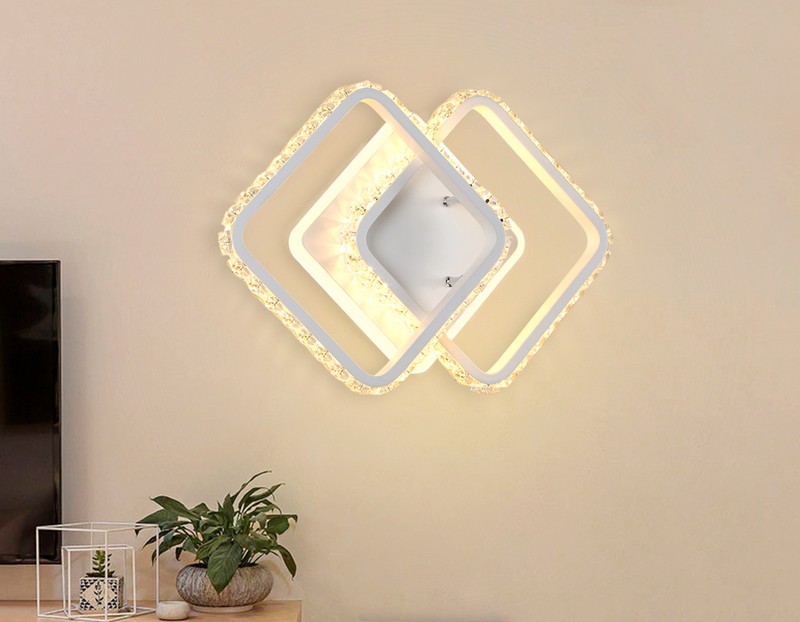 Настенный светодиодный светильник с выключателем Ambrella Light FA275 Настенный светодиодный светильник с выключателем Ambrella Light FA275