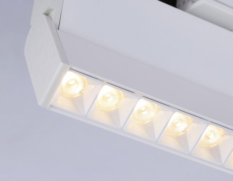 Трековый однофазный светодиодный светильник Ambrella Light GL6815 Трековый однофазный светодиодный светильник Ambrella Light GL6815