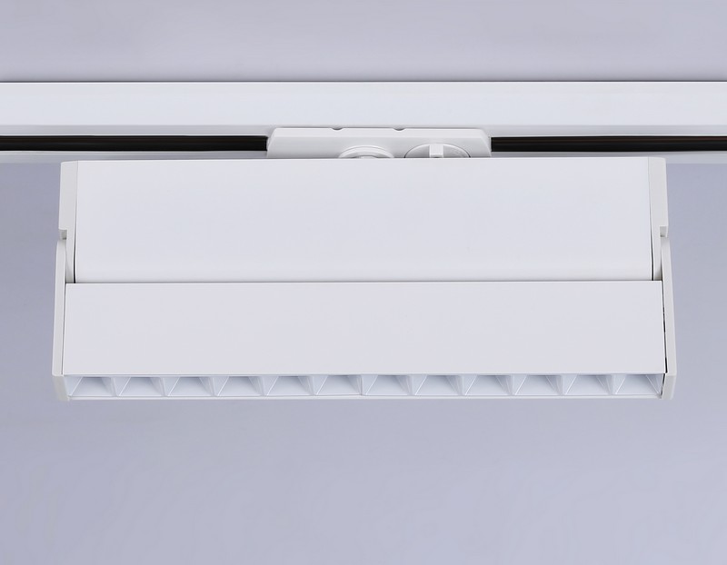 Трековый однофазный светодиодный светильник Ambrella Light GL6815 Трековый однофазный светодиодный светильник Ambrella Light GL6815