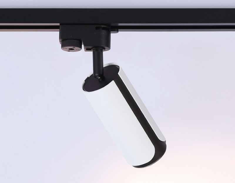 Трековый однофазный светильник со сменной лампой Ambrella Light GL5154 Трековый однофазный светильник со сменной лампой Ambrella Light GL5154
