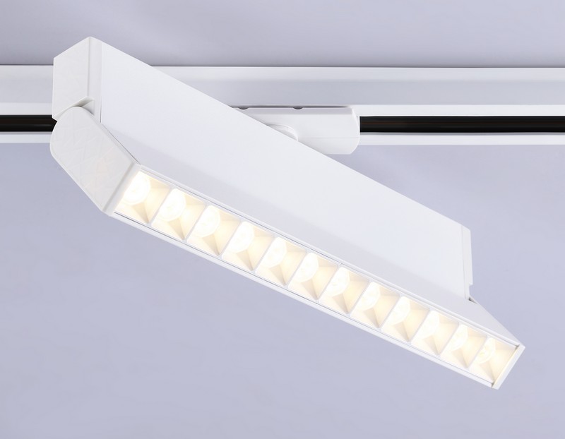 Трековый однофазный светодиодный светильник Ambrella Light GL6815 Трековый однофазный светодиодный светильник Ambrella Light GL6815