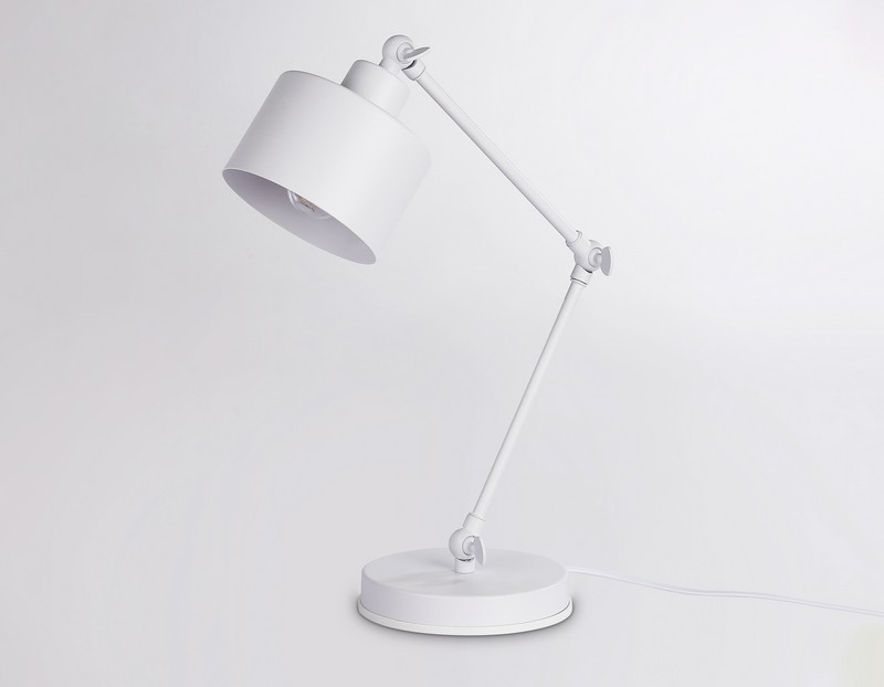 Настольная лампа в стиле лофт Ambrella Light TR8152 Настольная лампа в стиле лофт Ambrella Light TR8152
