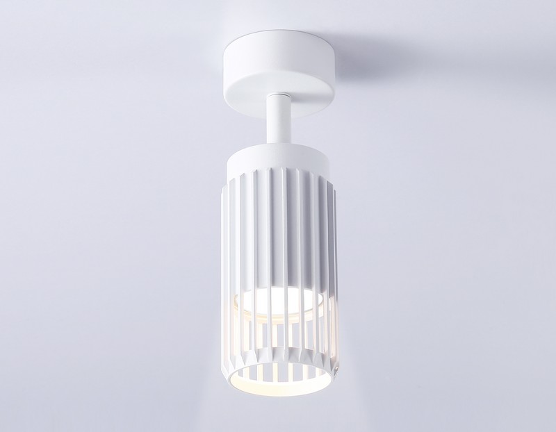 Накладной поворотный спот со сменной лампой GU10 Ambrella Light TN51677 Накладной поворотный спот со сменной лампой GU10 Ambrella Light TN51677