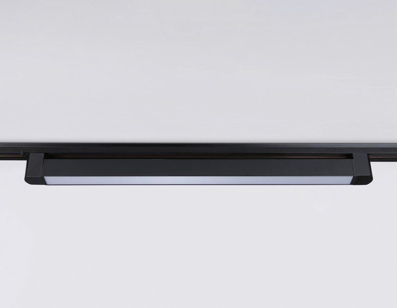 Трековый однофазный светодиодный светильник Ambrella Light GL6745