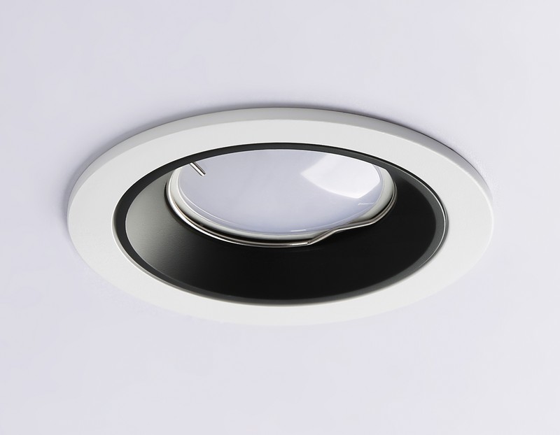 Встраиваемый точечный светильник MR16 Ambrella Light A8921 Встраиваемый точечный светильник MR16 Ambrella Light A8921