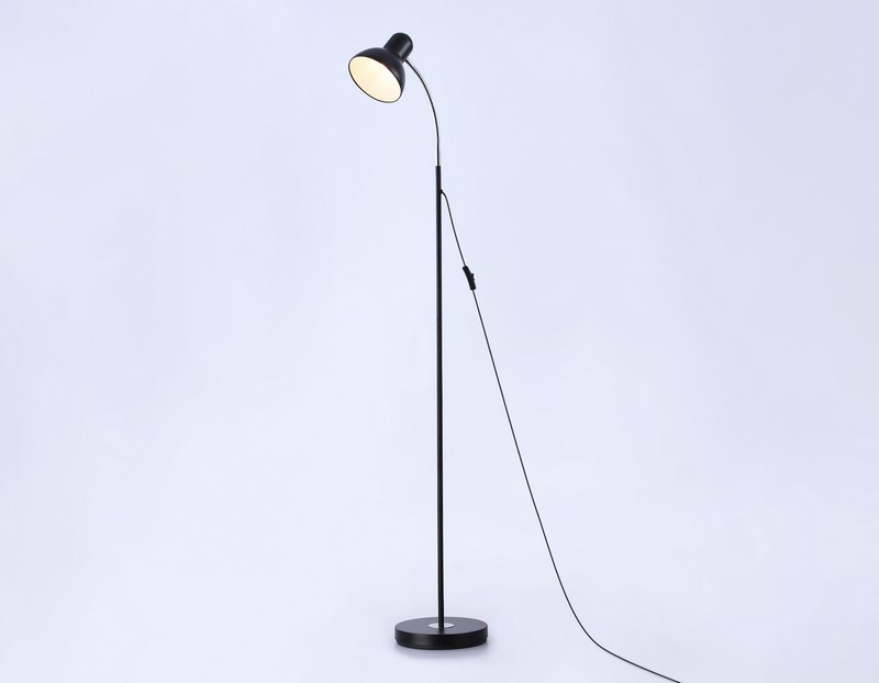 Светильник напольный с выключателем на проводе Ambrella Light TR97656