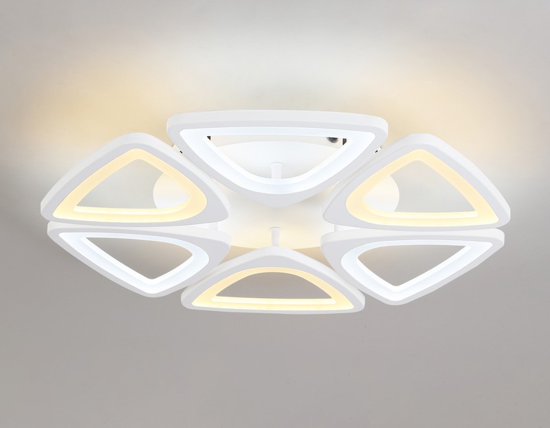 Потолочный светодиодный светильник с пультом Ambrella Light FA4494 Потолочный светодиодный светильник с пультом Ambrella Light FA4494