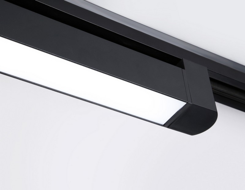 Трековый однофазный светодиодный светильник Ambrella Light GL6745