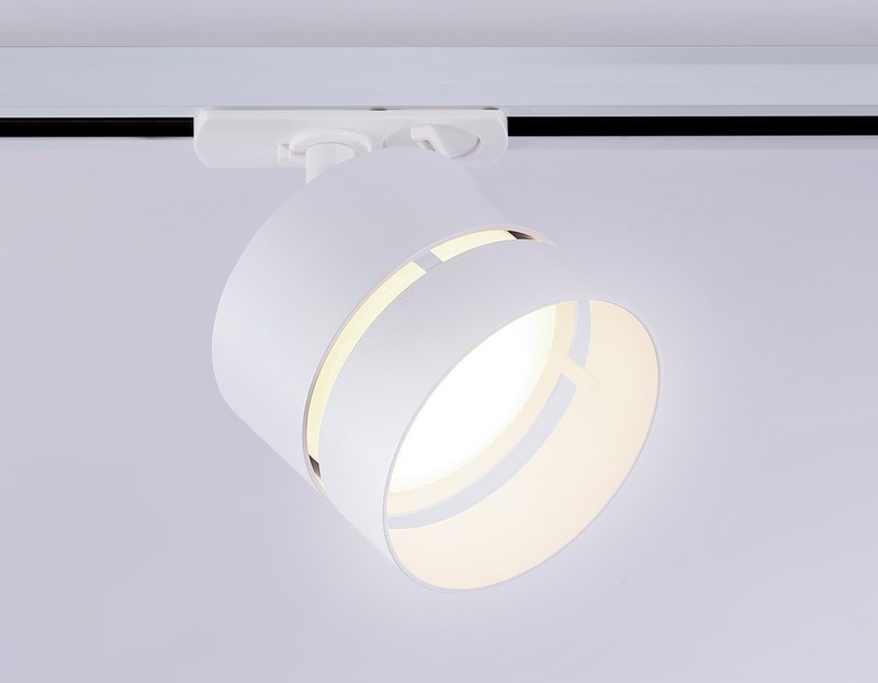 Трековый светильник со сменной лампой GX53 Ambrella Light GL5375