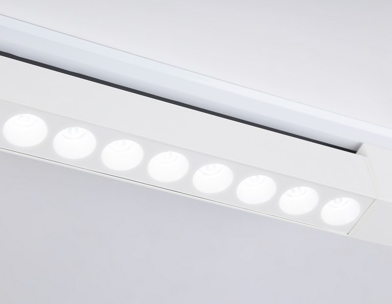 Трековый однофазный светодиодный светильник Ambrella Light GL6706 Трековый однофазный светодиодный светильник Ambrella Light GL6706