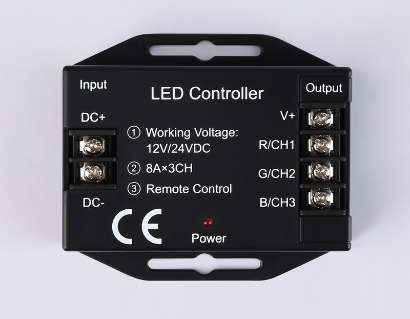 Контроллер для светодиодных лент RGB с радио пультом 2.4G 24A 12V 288W/ 24V 576W GS11351 Ambrella Light GS11351 Контроллер для светодиодных лент RGB с радио пультом 2.4G 24A 12V 288W/ 24V 576W GS11351 Ambrella Light GS11351