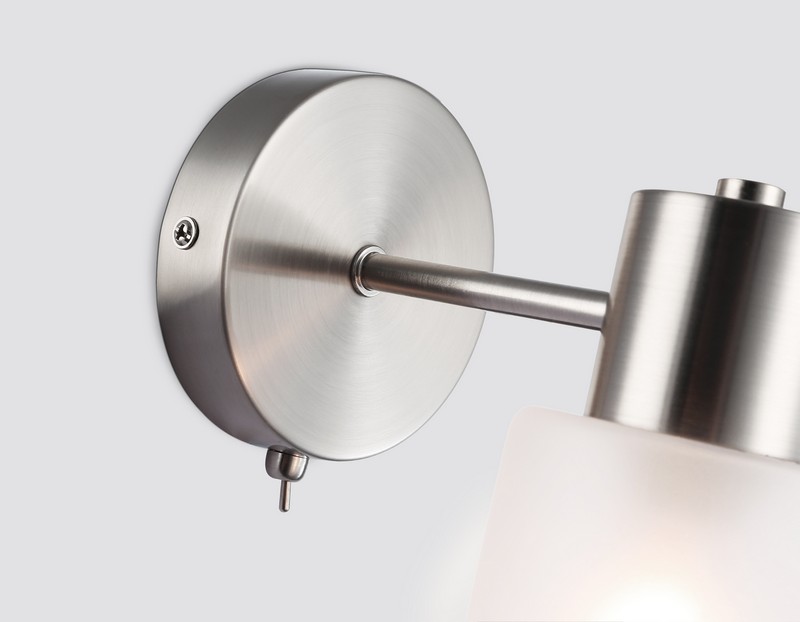 Настенный светильник с выключателем на корпусе Ambrella Light TR9578