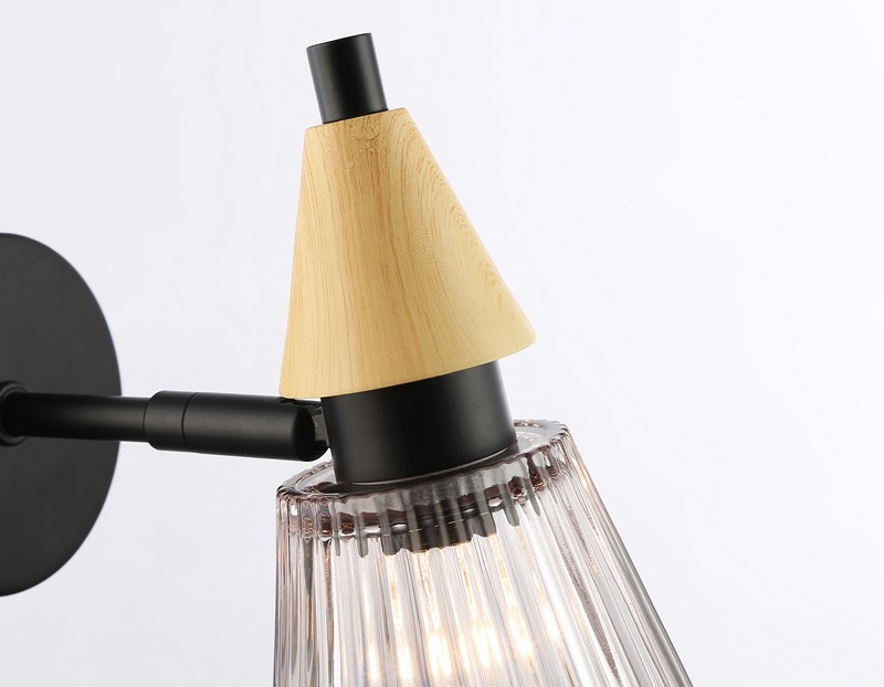 Настенный светильник Ambrella Light LH58118