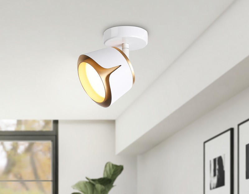 Накладной поворотный спот со сменной лампой GX53 Ambrella Light TN71224 Накладной поворотный спот со сменной лампой GX53 Ambrella Light TN71224