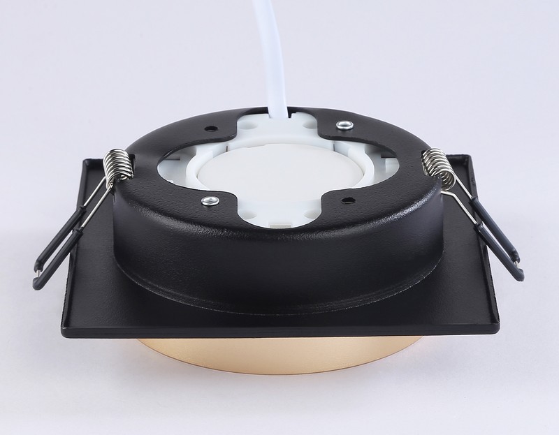 Светильник встраиваемый Ambrella Light TN5232 Светильник встраиваемый Ambrella Light TN5232