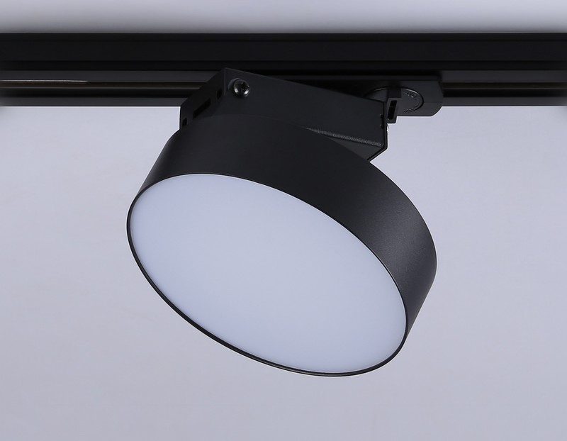 Трековый однофазный светодиодный светильник Ambrella Light GL6842 Трековый однофазный светодиодный светильник Ambrella Light GL6842