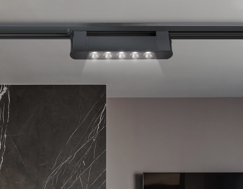 Трековый однофазный светодиодный светильник Ambrella Light GL6703 Трековый однофазный светодиодный светильник Ambrella Light GL6703