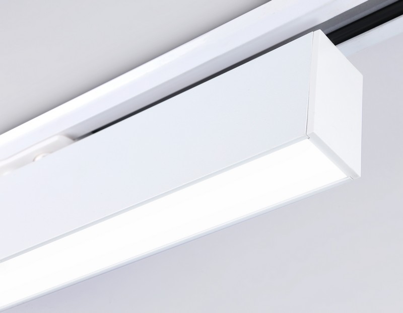 Трековый однофазный светодиодный светильник Ambrella Light GL6772